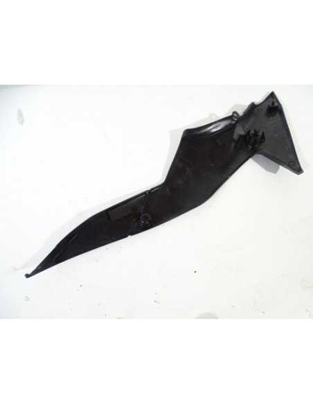 Cache latéral droit SUZUKI SV 650 - 2016-2018 - 47111-18K0 R - Occasion - très bon état