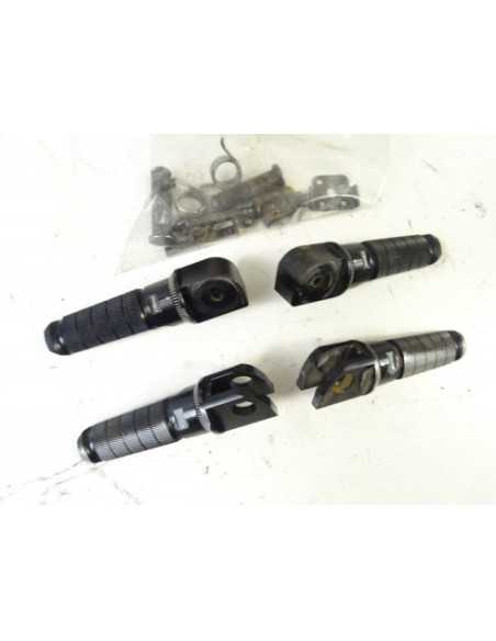 Repose-pied droit KAWASAKI Z800 800 L3EKWAM2000J158 - 2013-2016