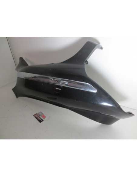Flanc de selle gauche PIAGGIO X8 125 - 2005 - 620251