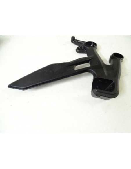 Platine repose-pied avant droit KTM DUKE 790 - 2018 - KTM 64103039010 - Occasion