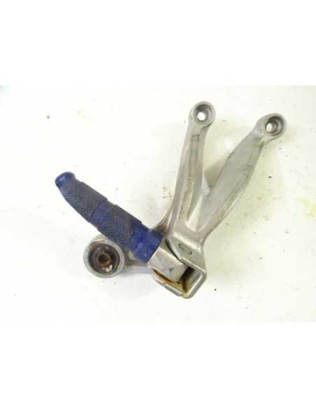 Platine repose-pied arrière droit SUZUKI GSXR 1000 - 2002