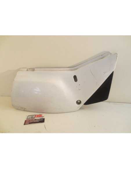 Flanc de selle droit SUZUKI DR 650 - 1991