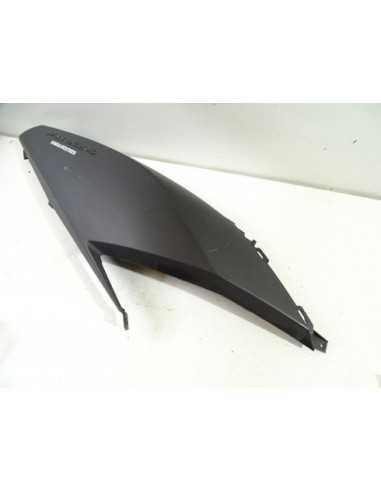 Flanc de selle droit HONDA FORZA 125 - 2015-2017 - 83500-K40-F000 - Occasion