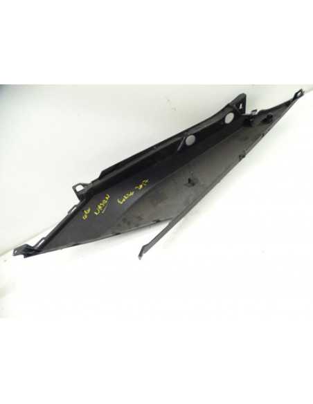 Flanc de selle droit HONDA FORZA 125 - 2015-2017 - 83500-K40-F000 - Occasion