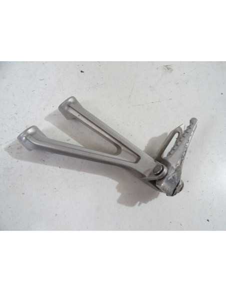 Platine repose-pied arrière gauche HONDA CBR 650 - 2019-2021 - MKN-L1 - Occasion