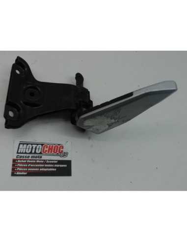 Platine repose-pied arrière gauche HONDA SH 125 - 07/2014 - Occasion