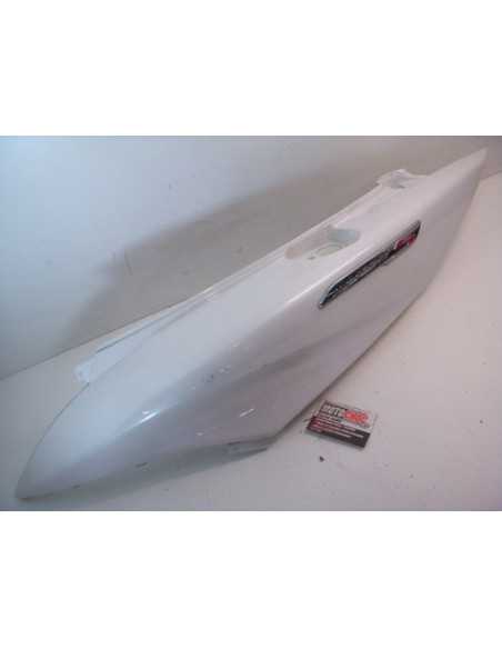 Flanc de selle gauche YAMAHA MAJESTY S 125 - 2015 - 1DK-F1721