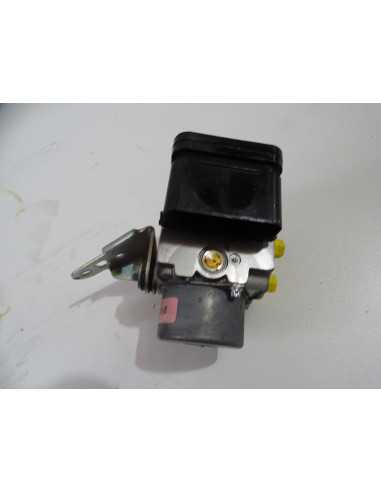 Centrale ABS (paire) HONDA X-ADV 750 - 2017-2020 - 006-V95-168 Occasion