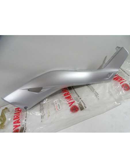 Cache latéral droit YAMAHA X-MAX 125 - 2018/2020 - B74-F1721-00-P1