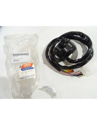 Commodo gauche YAMAHA XJ 550 2K1-83972-00-98 État Neuf