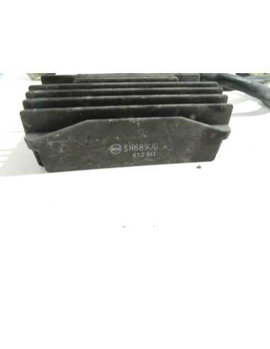 Régulateur PIAGGIO BEVERLY 350 - 2013/2014 - SH689JD