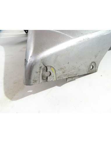 Flanc de carénage gauche HONDA VFR 800 64312-MCWA-D000 Occasion