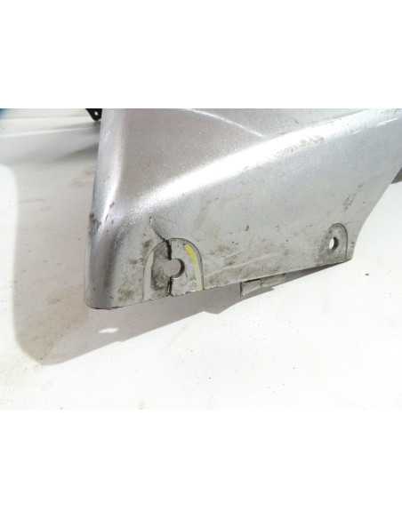 Flanc de carénage gauche HONDA VFR 800 64312-MCWA-D000 Occasion