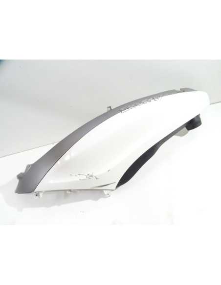 Flanc de selle gauche PIAGGIO BEVERLY 350 ZPAM69400- 2013/2014 -