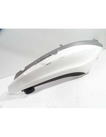 Flanc de selle droit PIAGGIO BEVERLY 300 - 2010/2015 - Occasion