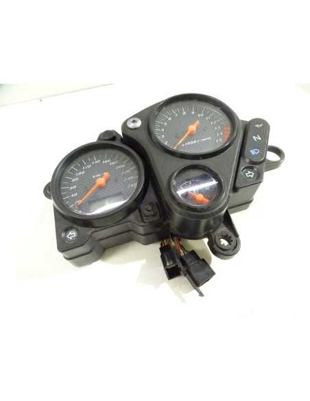 Compteur HONDA HORNET 600 PC34E - 2005 -