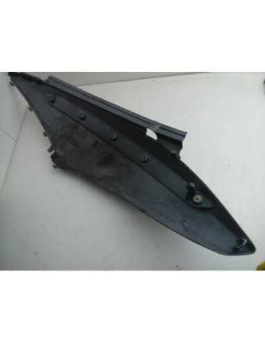 Flanc de selle droit SYM GTS 125 - 2005 - 61100-HMA-0000 - Occasion