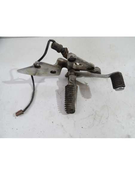 Platine repose-pied avant droit YAMAHA FAZER 600 - 1998/2001 - 4YR