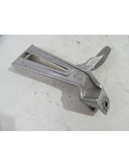 Platine repose-pied arrière droit YAMAHA YZF 125 - 2021 - 5D7-F742L