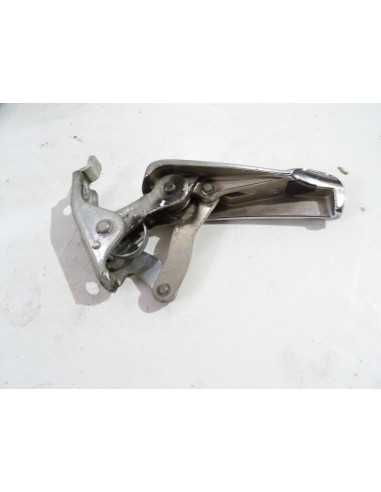 Platine repose-pied arrière gauche VESPA GTS 125 Occasion