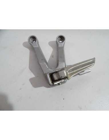 Platine repose-pied arrière gauche SUZUKI SV 650 JS1 - 2005 - Occasion