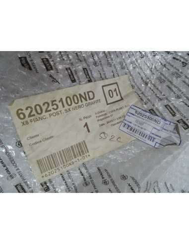 Flanc de selle gauche PIAGGIO X-EVO 125 - 2007/2016 -