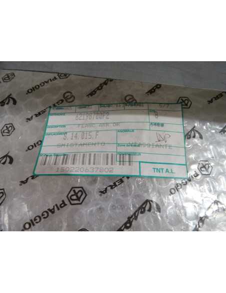 Flanc de selle droit PIAGGIO FLY 125 - 2007/2014 - 62198600F2