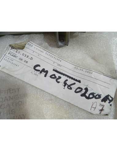 Flanc de selle droit PIAGGIO BEVERLY 125 - 2002 - CM02460200A7