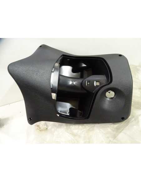 Tablier intérieur PIAGGIO FLY 125 - 74 - 621981000C État Neuf