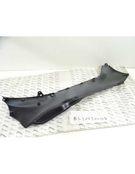 Bas de caisse gauche PIAGGIO MP3 400 - 2007/2010 - 62306900ND
