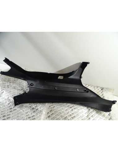 Flanc de selle droit PIAGGIO X-EVO 125 - 2007/2016 -