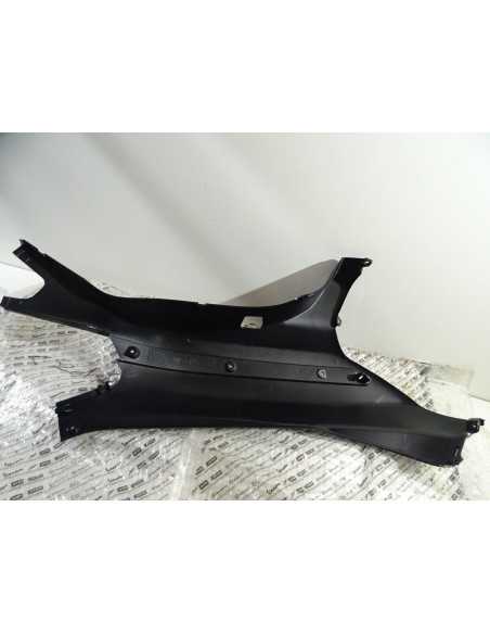 Flanc de selle droit PIAGGIO X-EVO 125 - 2007/2016 -