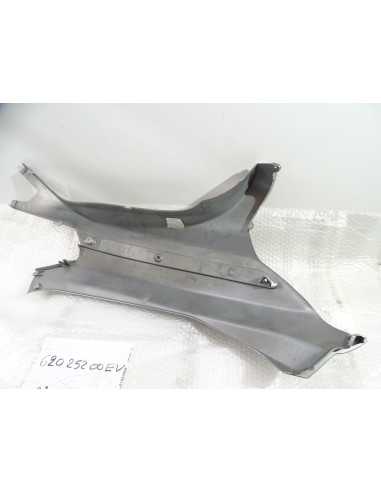 Flanc de selle droit PIAGGIO X-EVO 125 - 2007/2016 -