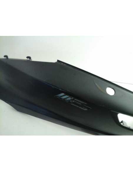 Flanc de selle gauche PIAGGIO MP3 500 - 624447-02