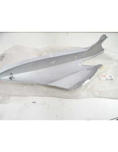 Flanc de selle droit MBK OVETTO 50 - 2008/2009 - 5C2-F1741-00-LK État Neuf