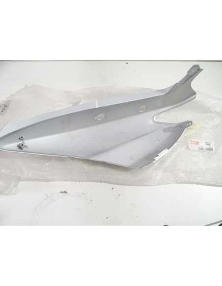 Flanc de selle droit MBK OVETTO 50 - 2008/2009 - 5C2-F1741-00-LK État Neuf