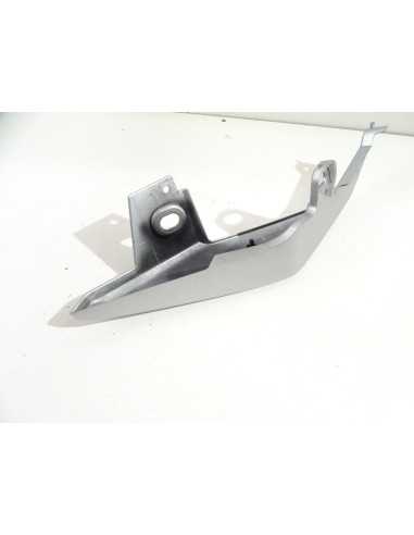 Flanc de selle gauche YAMAHA MT09 - 2018 - BS2-21711-00 Occasion - très bon état