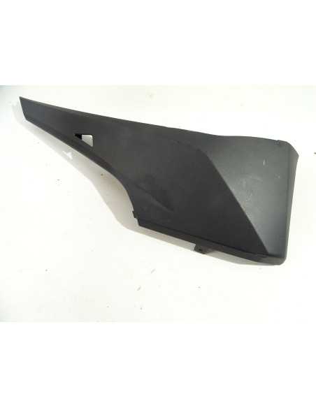 Bas de caisse droit HONDA FORZA 125 - 2014/2017 - 64431-K40-F000 Occasion