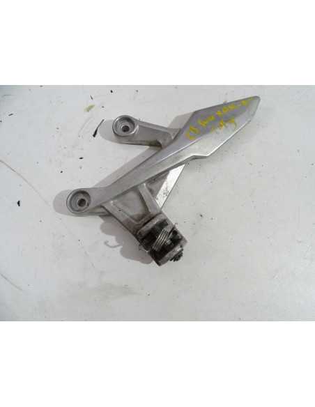 Platine repose-pied gauche HONDA CBX 500 - 2017/2022 - 50700-MJWA-J000 Occasion