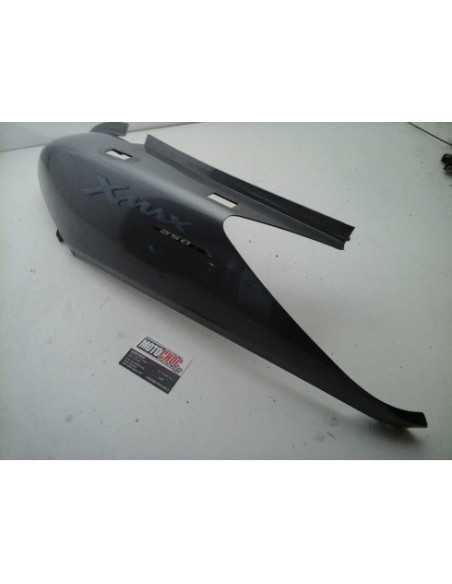 Flanc de selle gauche YAMAHA X-MAX 250 1B9 - 2006-2009 - 1B9-F1721-00