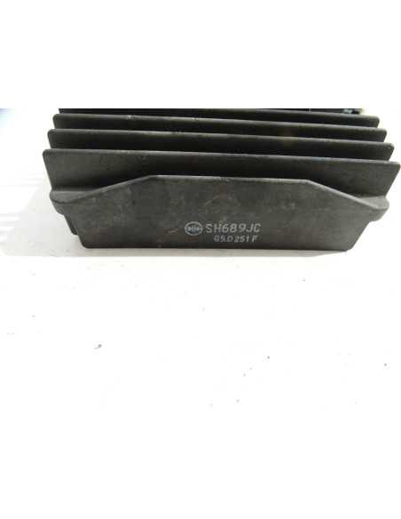 Régulateur VESPA GTS 300 - 2014 - SH689JC