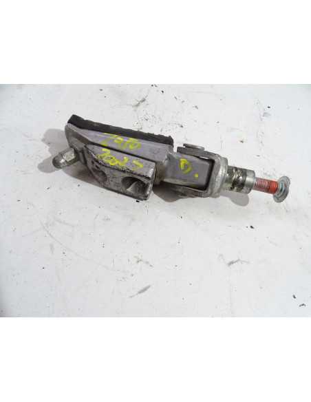 Platine repose-pied avant droit KAWASAKI Z750 - 2007/2013 - Occasion
