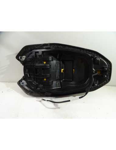 Selle YAMAHA T-MAX 560