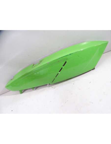 Flanc de selle droit GILERA GP 800 - 2008/2012 - 653155