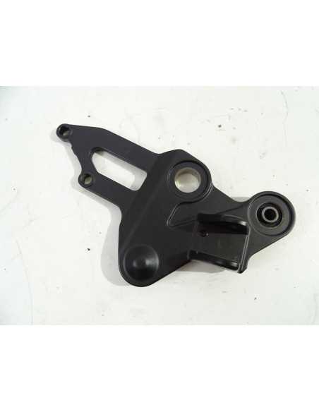 Platine repose-pied avant droit YAMAHA MT07 - 2022 - 1WS-27443-10 Occasion - très bon état