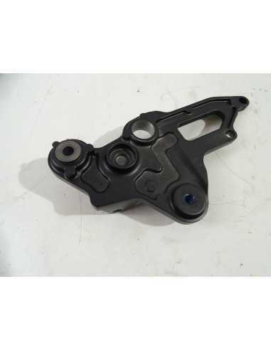 Platine repose-pied avant droit YAMAHA MT07 - 2022 - 1WS-27443-10 Occasion