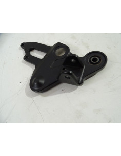 Platine repose-pied avant droit YAMAHA MT07 - 2022 - 1WS-27443-10 Occasion - très bon état 2