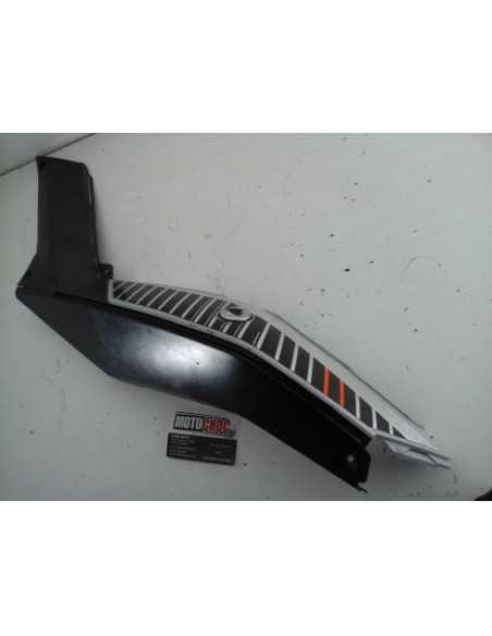 Flanc de selle gauche KTM DUKE 125 - 2011