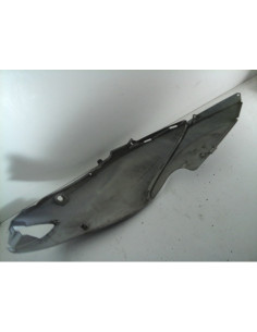 Flanc de selle gauche PIAGGIO FLY 125 - 2006 2