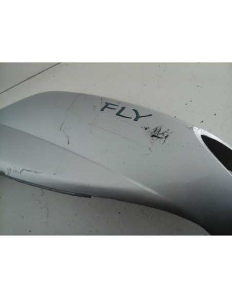 Flanc de selle gauche PIAGGIO FLY 125 - 2006 - Occasion